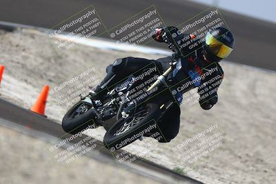 media/Nov-01-2025-TrackDaz (Sat) [[2b4d5192bc]]/B Group/1220pm (Turn 2 Outside)/